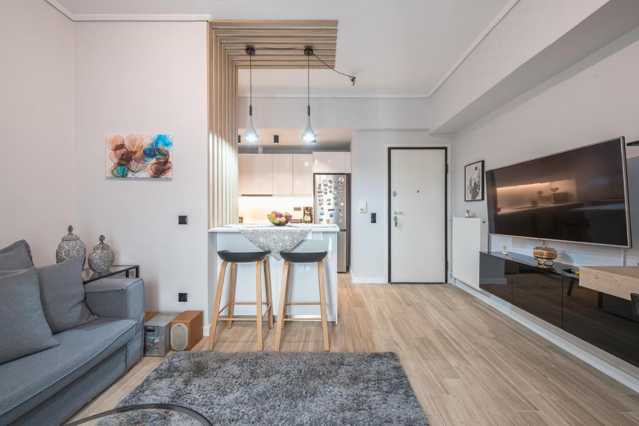 Comfy And Modern Apartment Ateny Zewnętrze zdjęcie