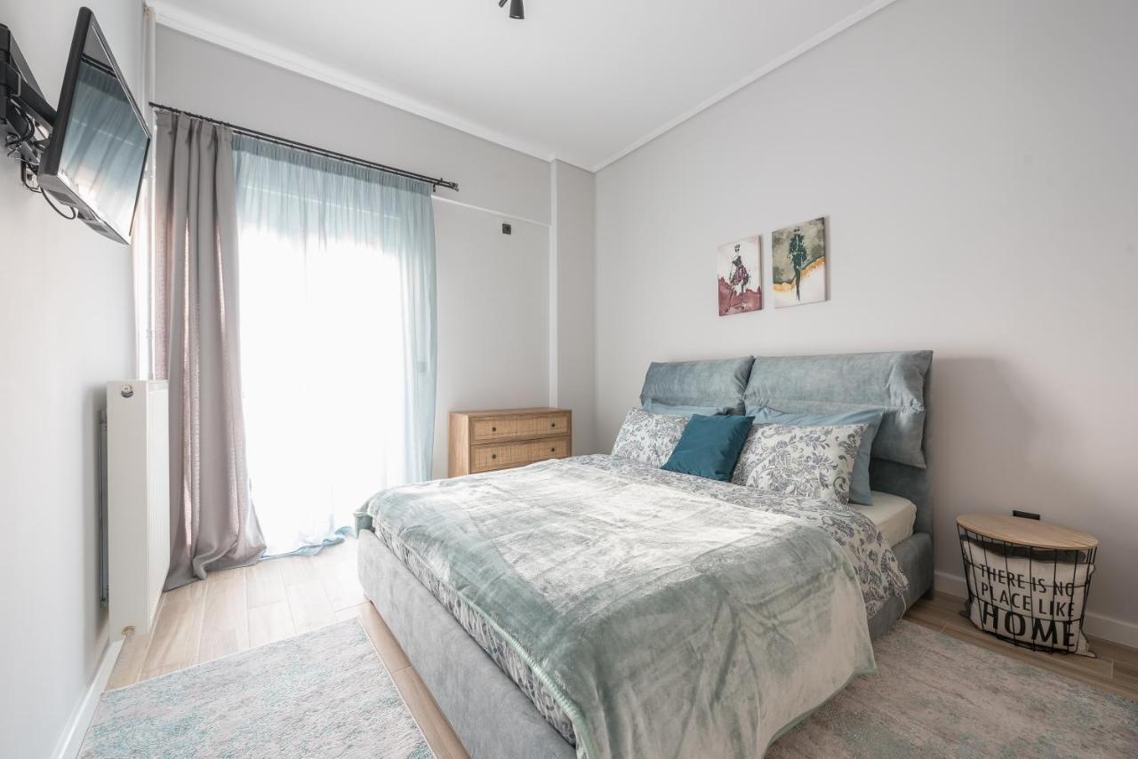 Comfy And Modern Apartment Ateny Zewnętrze zdjęcie